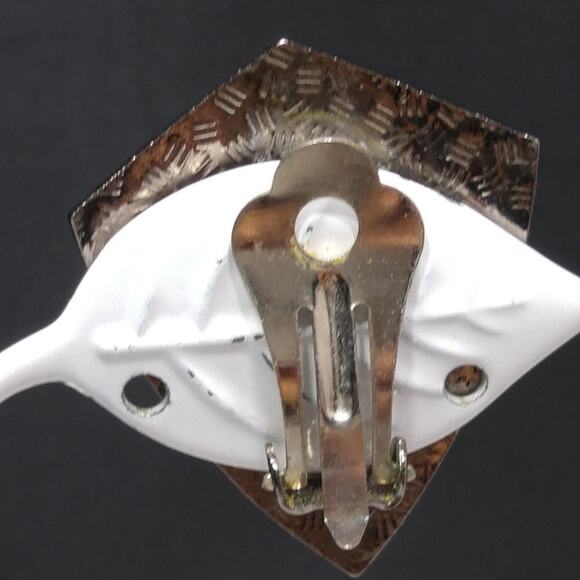 Vintage Cloisonne Bird Shield Shaped Red Clip on Earrings, 1 3/8 Inches - Picture 6 of 11